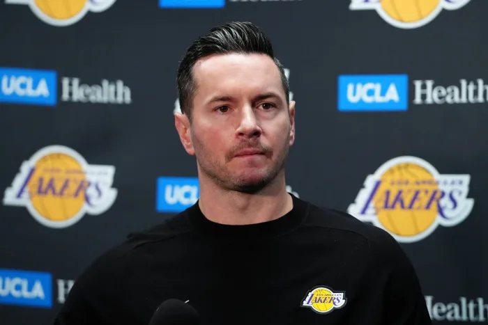 NBA-湖人主帅雷迪克谈季后赛首轮:如何限制爱德华兹成关键 NBA-湖人主帅雷迪克谈季后赛首轮:如何限制爱德华兹成关键
