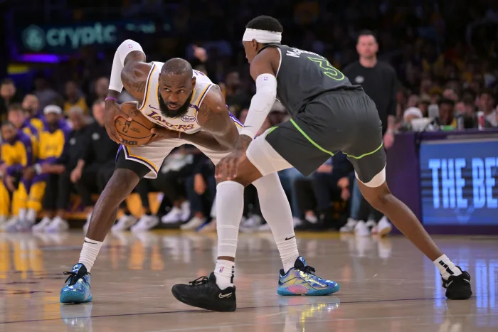 NBA直播-湖人季后赛首战惨败森林狼:东契奇孤军奋战难掩全队低迷 NBA直播-湖人季后赛首战惨败森林狼:东契奇孤军奋战难掩全队低迷